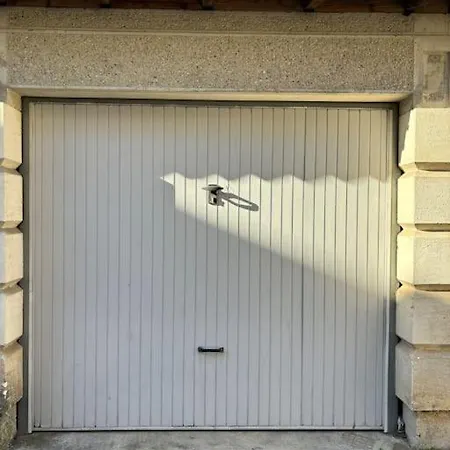 Maison Climatisee Avec Parking Et Rooftop Aviñón