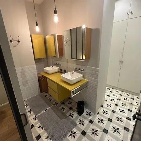 Maison Climatisee Avec Parking Et Rooftop